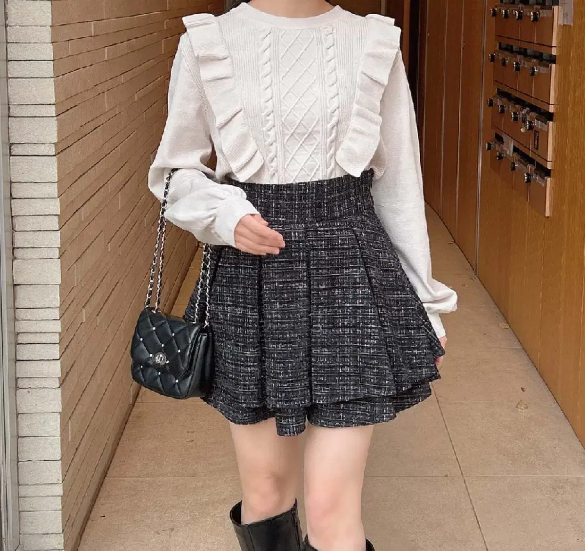 Pain or Pleasure TINA BUCKLE CARGO SKIRT khaki on Bunjang